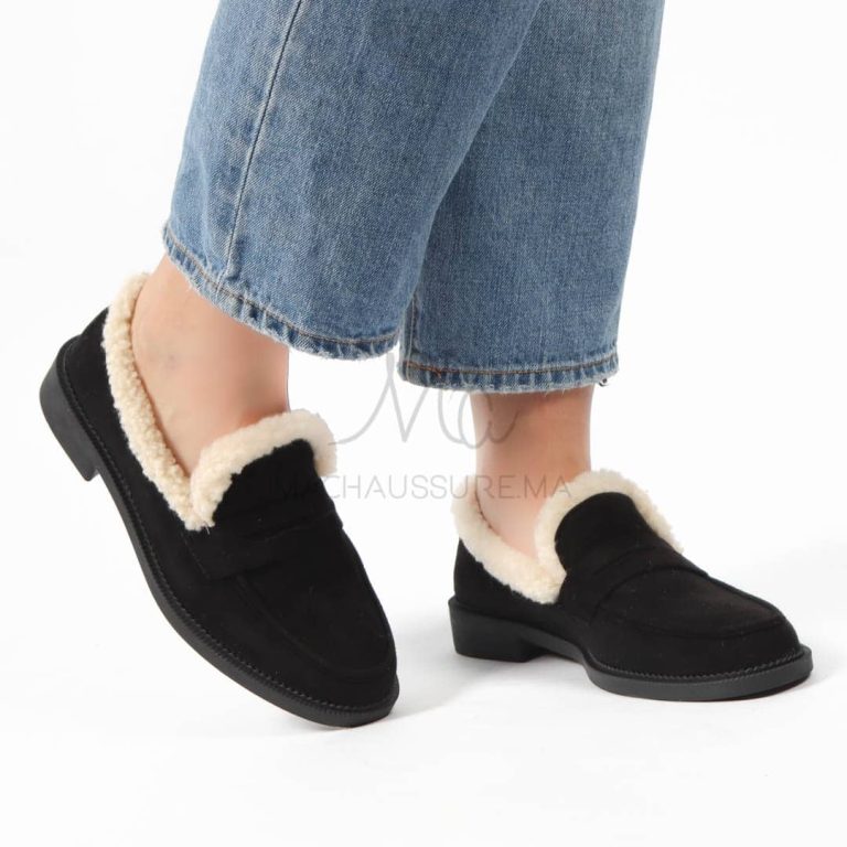 Azil – Mocassins en daim avec fourrures en Noir