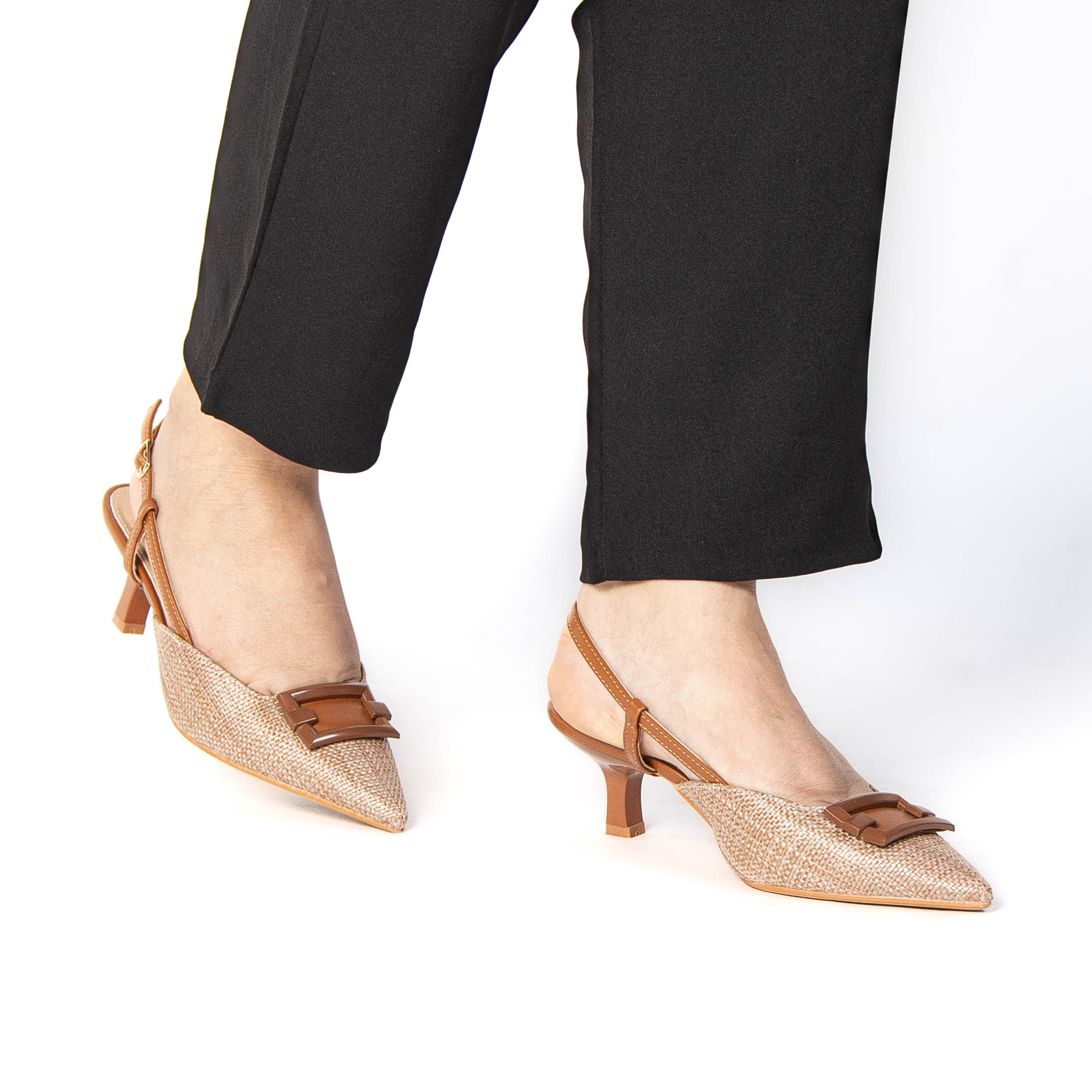 TE-058-TRKaki-38_3 Caprisa – Escarpins demi talon en Kaki – Image 3