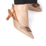 Caprisa – Escarpins demi talon en Kaki – Image 4