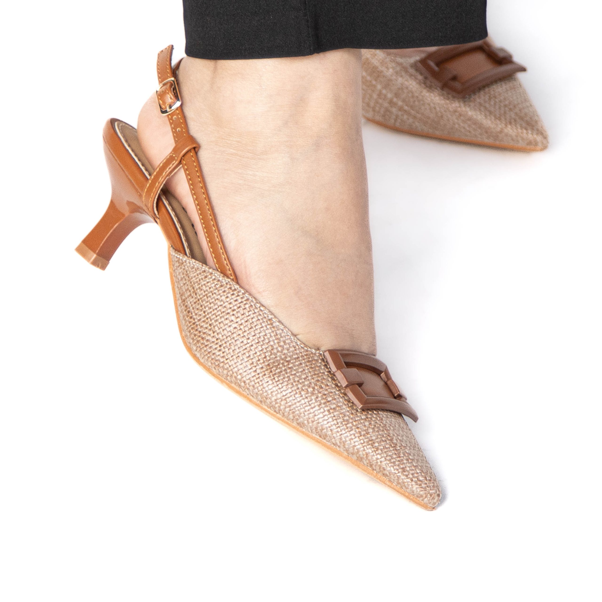 TE-058-TRKaki-38_6 Caprisa – Escarpins demi talon en Kaki – Image 4