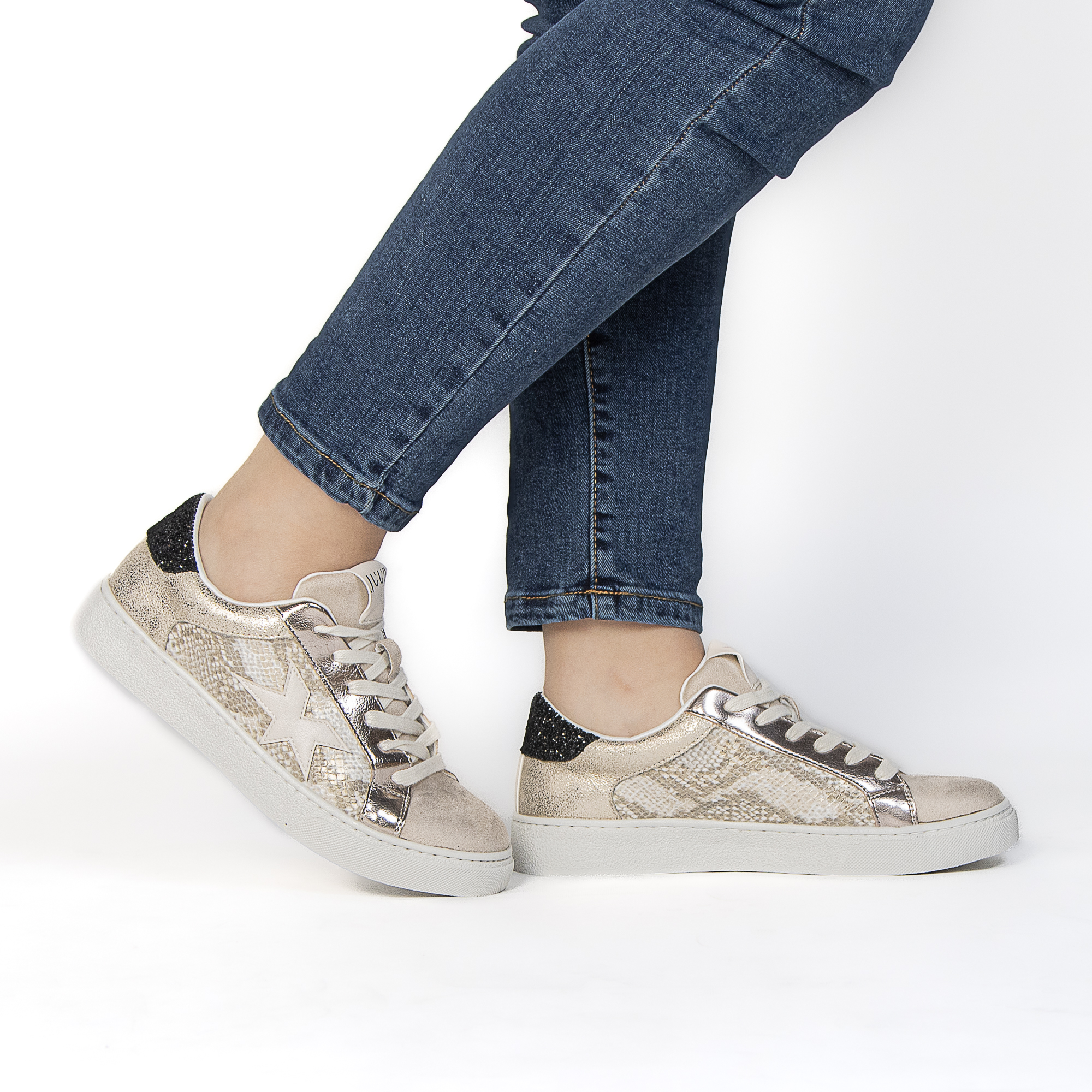 TE-07-SRTaupe-37_2 Glam – Baskets Femmes en Taupe – Image 2