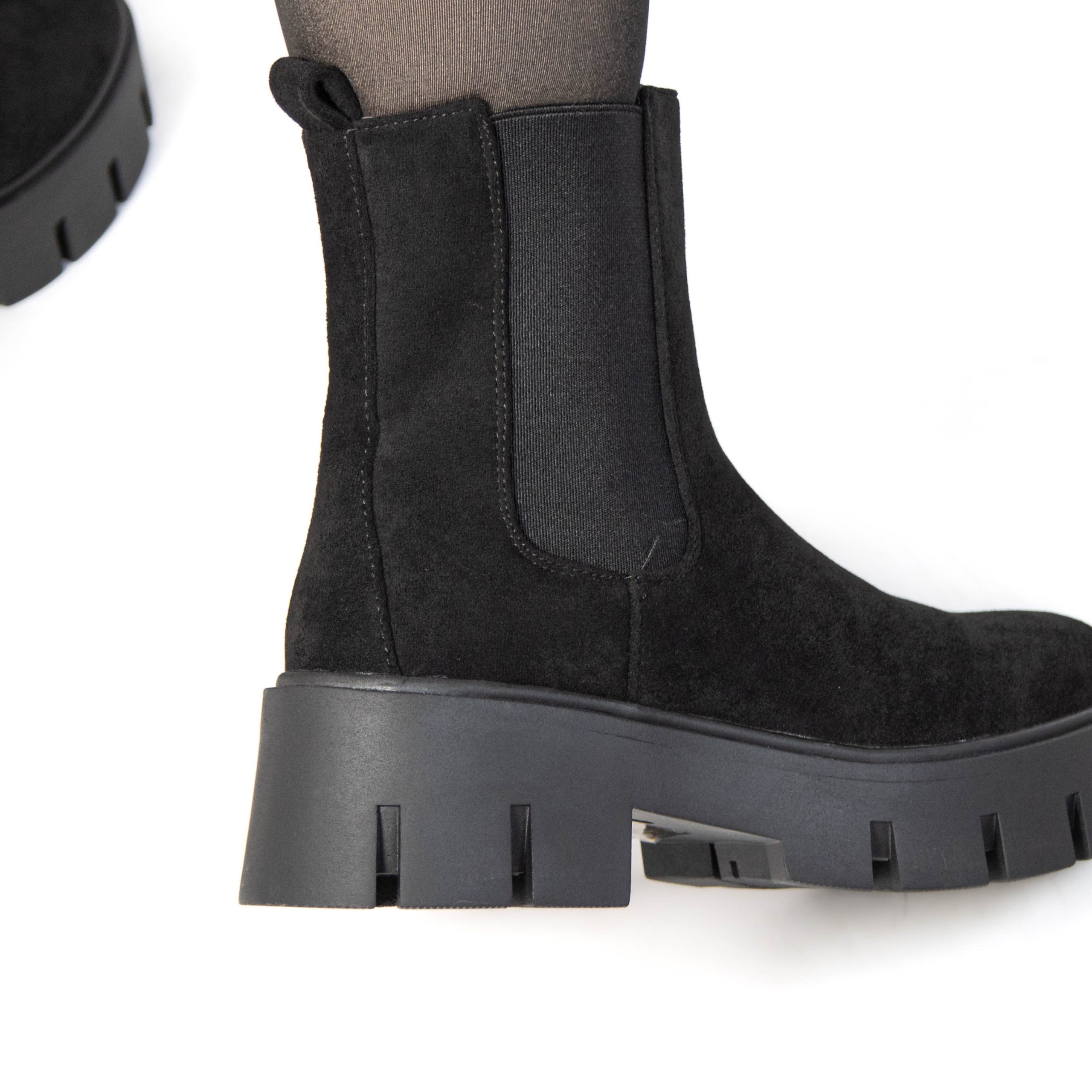 TE-113-FDNoir-38_7 AMANDA – Bottines femmes en Noir – Image 6