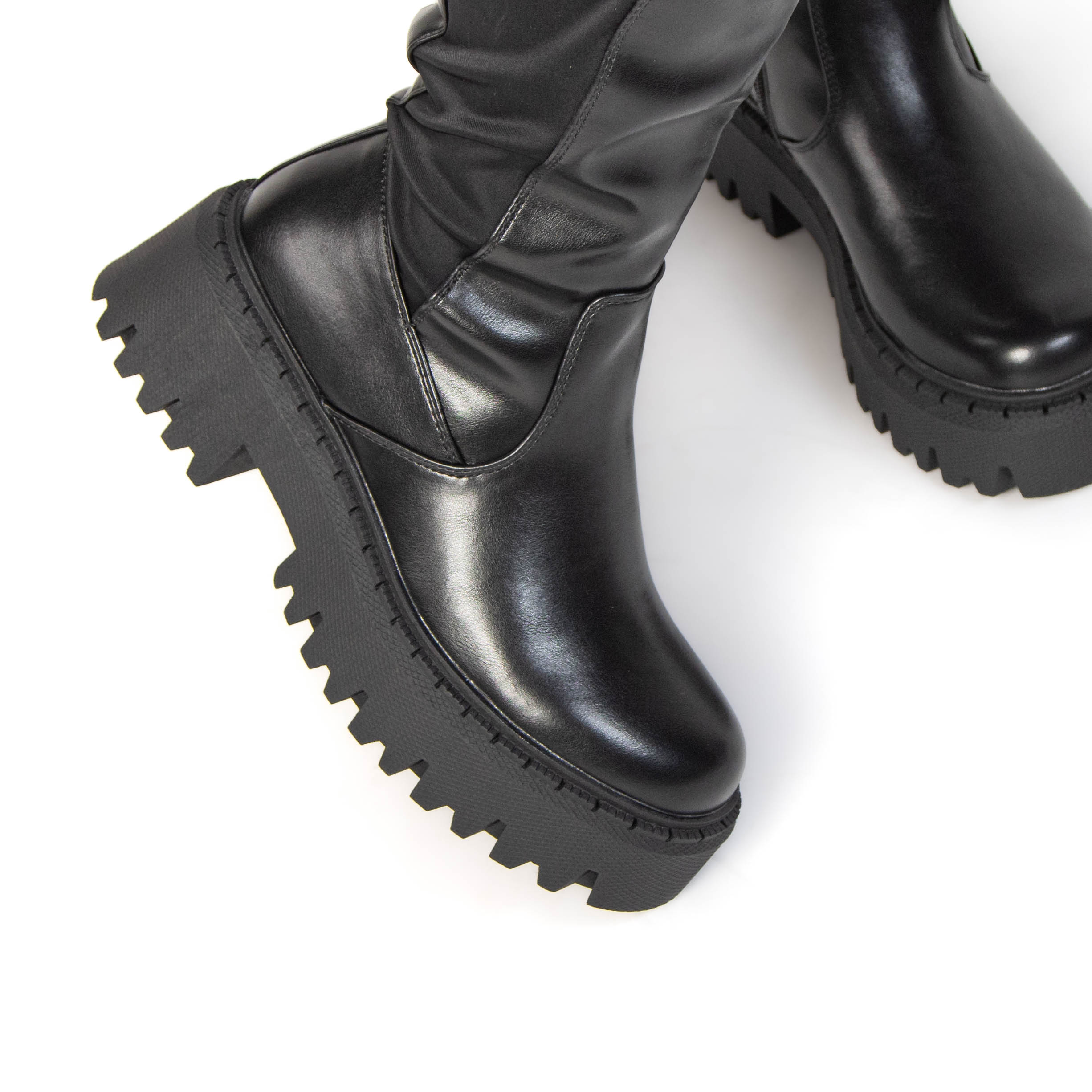 TE-121-MANoir-38_5 LIZA – Bottes Femmes en Noir – Image 2