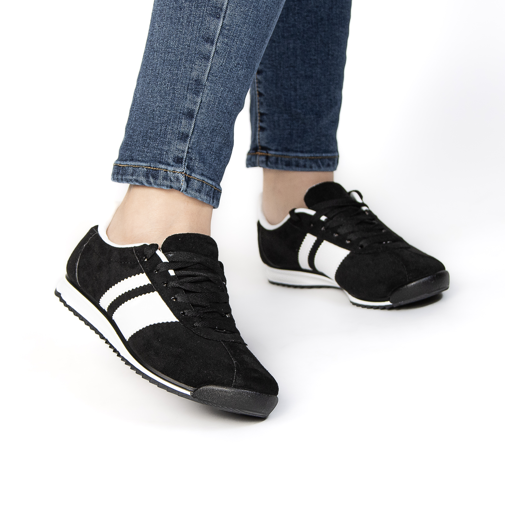 TE-2502-FDNoir-37_3 FELLA – Baskets Femmes en Noir – Image 4