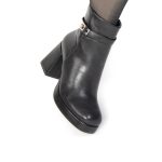 Ayla – Bottines à talon large en Noir – Image 3