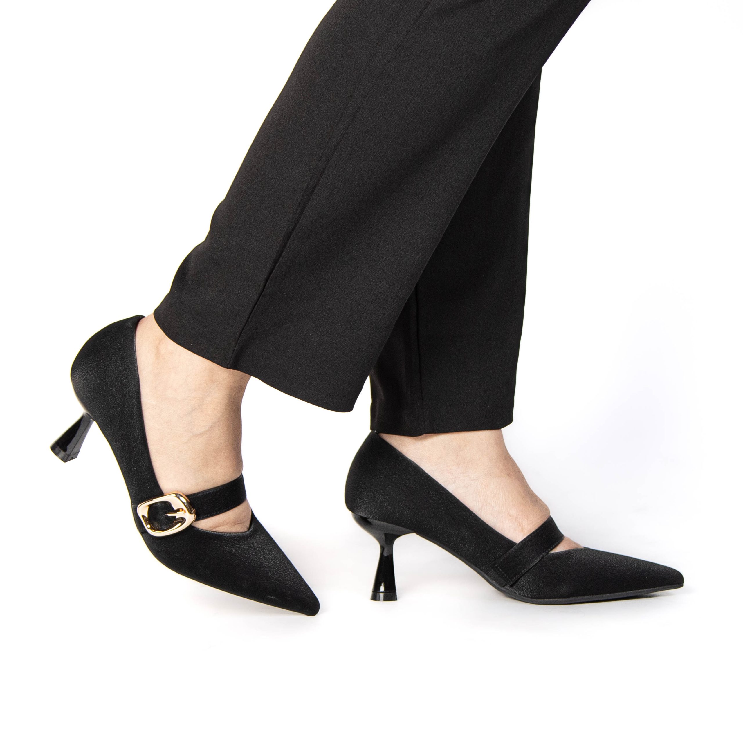 TE-31-MANoir-38_2 NEELA – Escarpins Femmes en Noir – Image 2