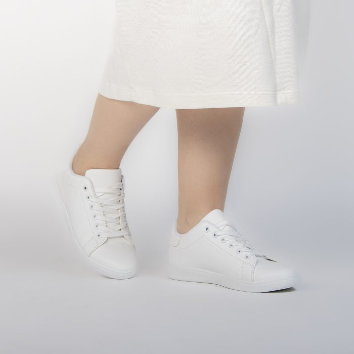 HEDDY - Baskets Basse Blanche avec détail en Noir – Image 4