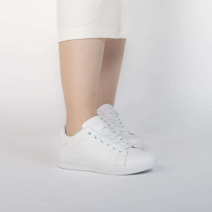 HEDDY - Baskets Basse Blanche avec détail en Noir – Image 6