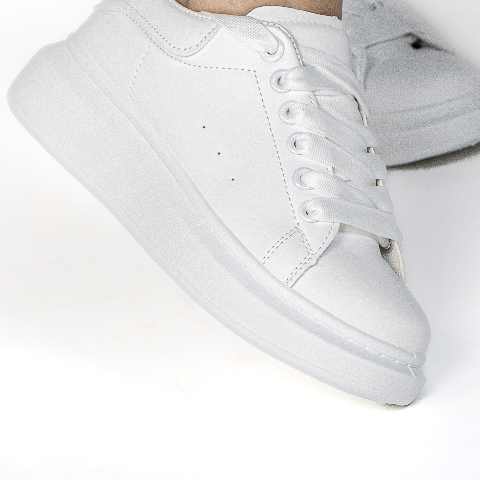 TE-7205-MABlanc-37_6 IRIS – Baskets à plateforme en Blanc – Image 3