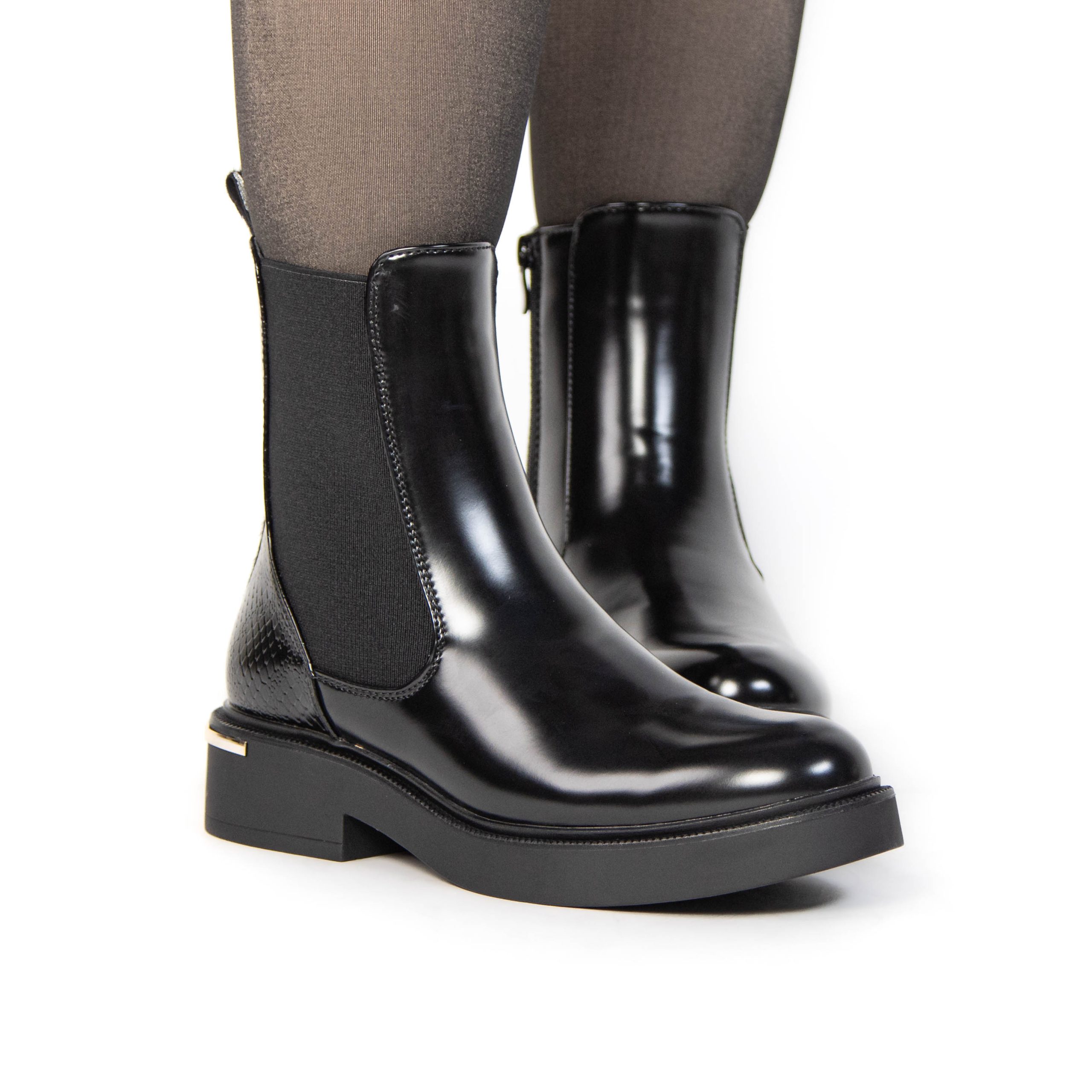 TE-820-MANoir-38_8 Irena – Bottines à talon en Noir – Image 8