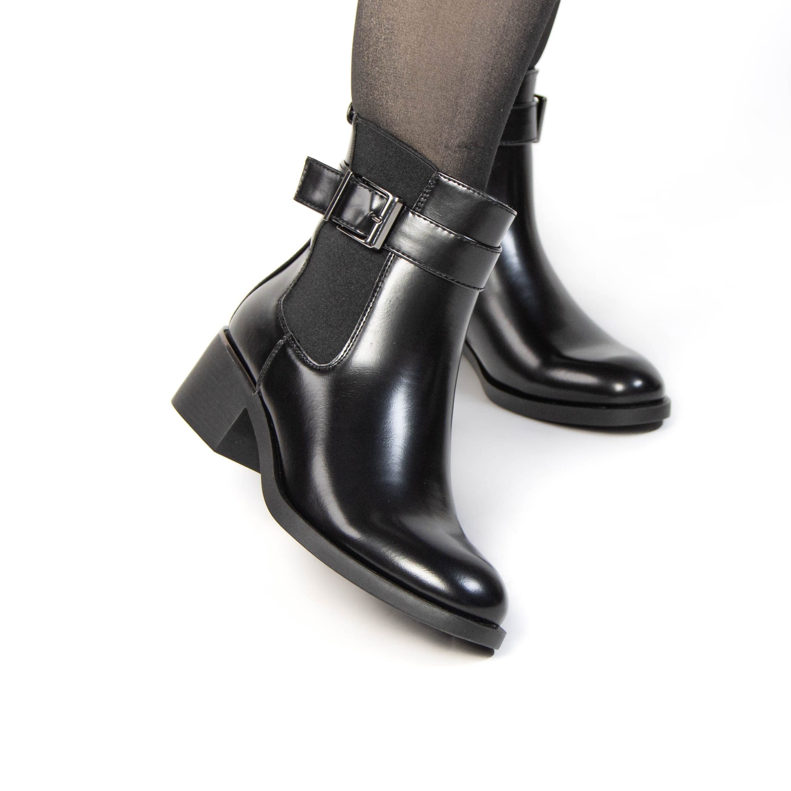 TE-910-MANoir-38_4 Astride – Bottines Femmes en Noir – Image 5