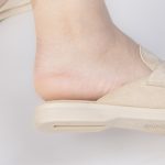 CATALEO - Mules femmes en Beige – Image 5