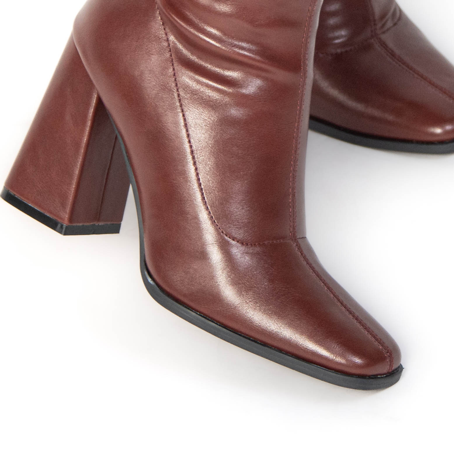 TE-988-MABordeau-38_5 Silvana – Bottines à talon en Bordeau – Image 2