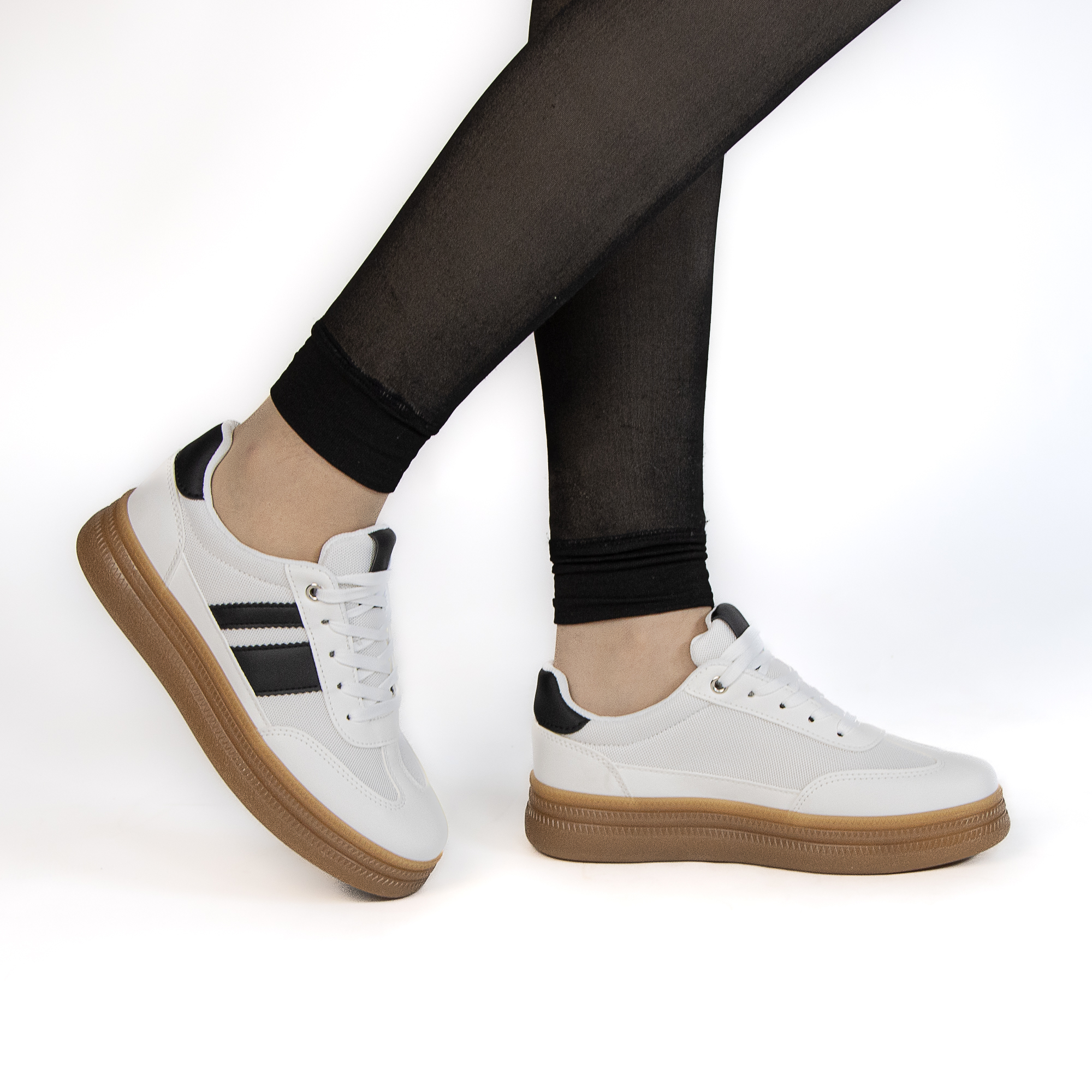 HK-702-MABlanc-37_1 Soleya - Baskets à plateforme en Blanc – Image 1