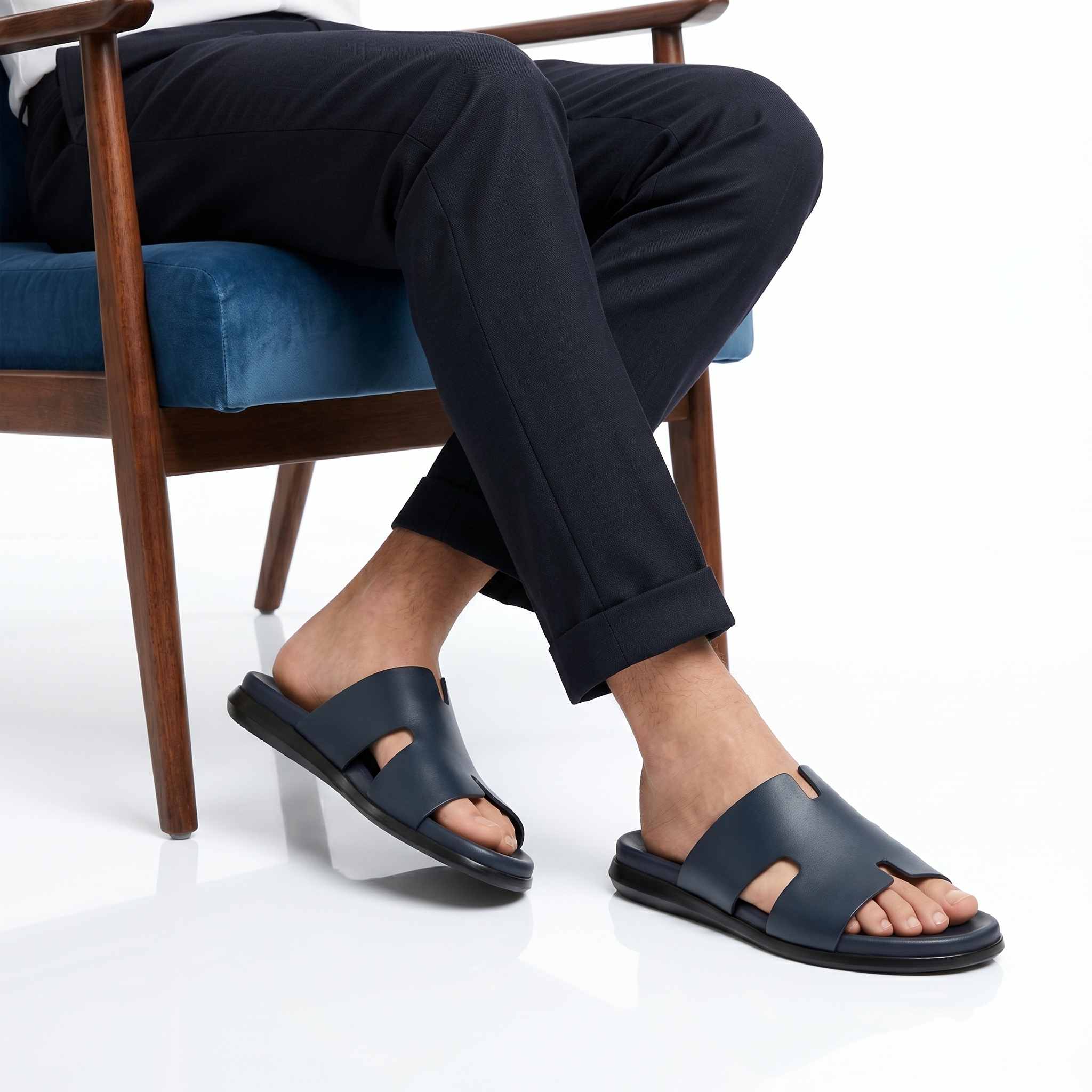 AL-1013-CUIRBleu-41_1 Zen - Sandales Hommes 100% Cuir en Bleu – Image 1