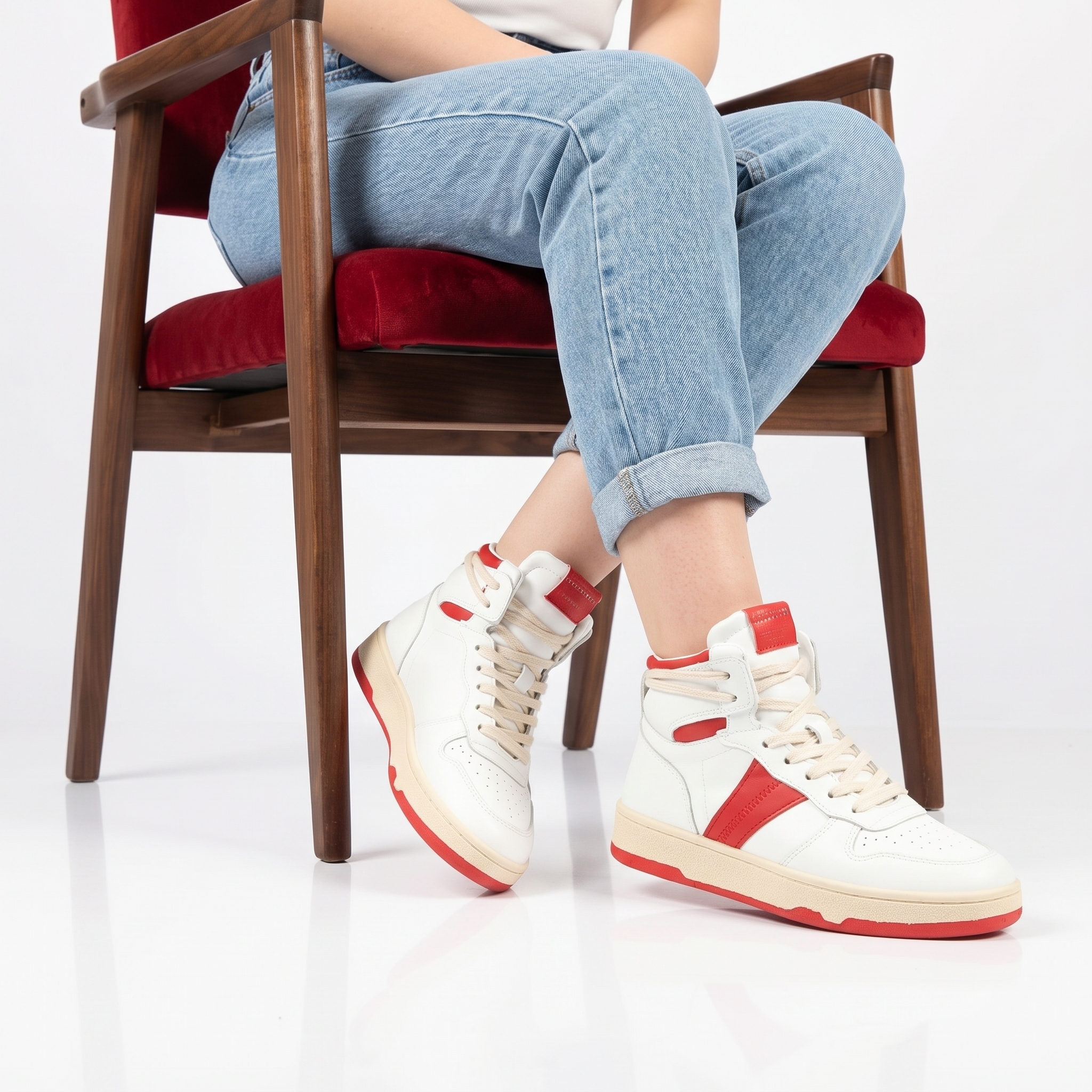 LM-246-MARouge-37_1 Lenny - Baskets en Rouge – Image 1