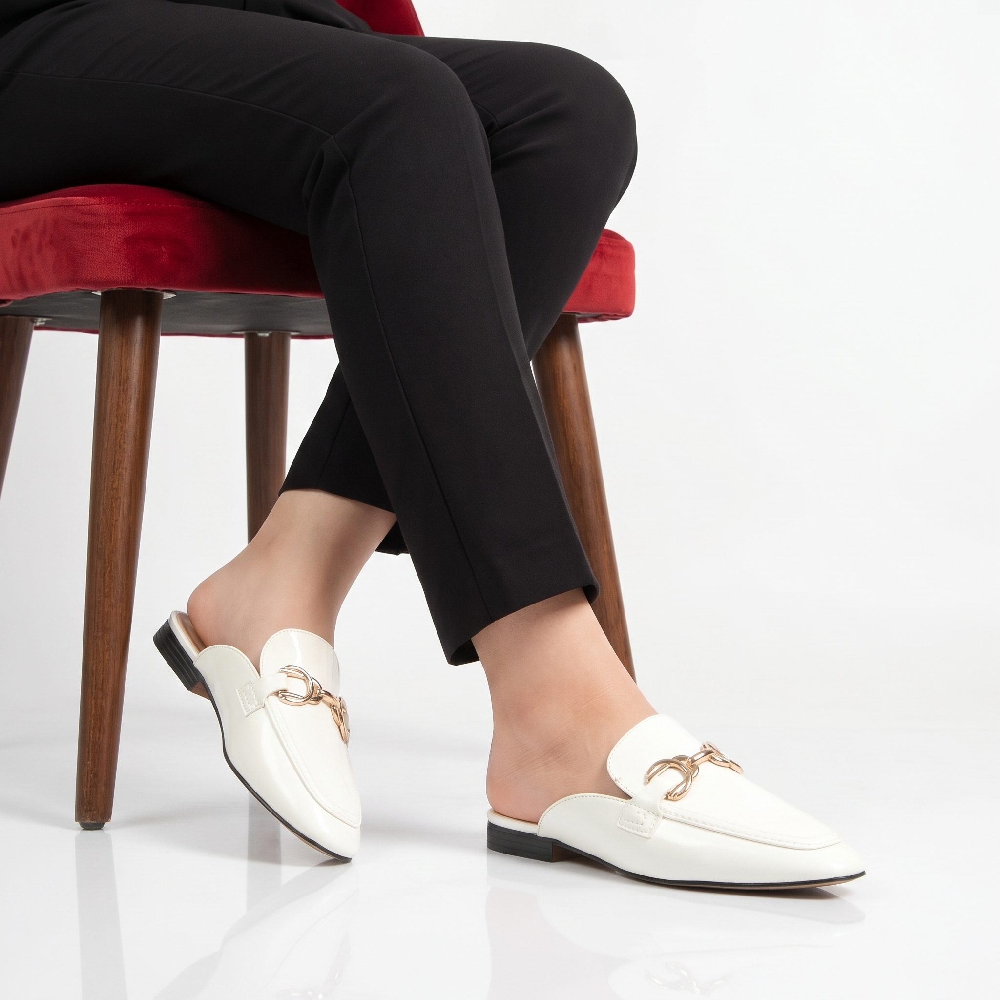 LM-851-MABlanc-38_1 Galia – Mules Femmes en Blanc – Image 1