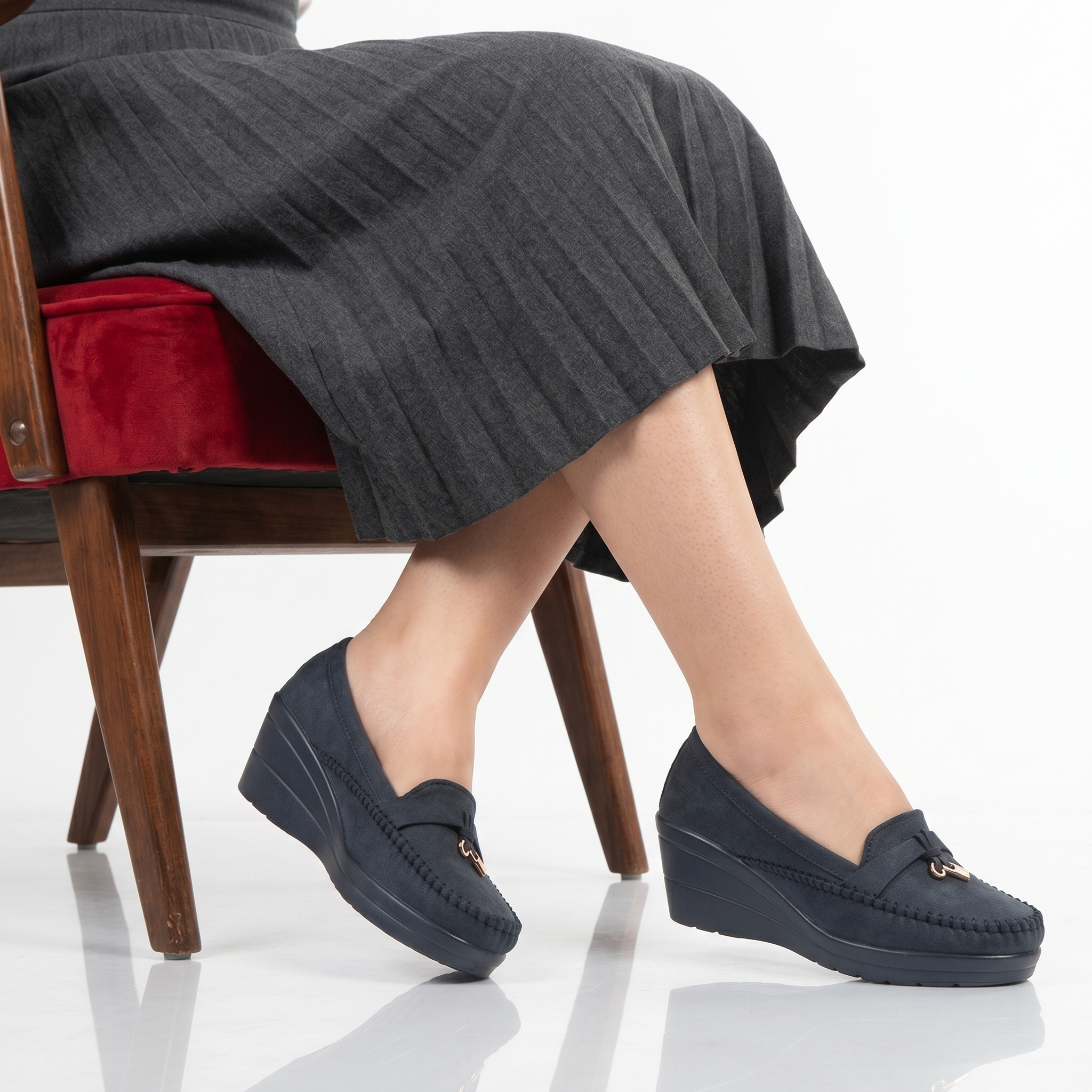 S19-1019-NUBleu-Marine-36_1 Hoya - Mocassins Femmes en bleu marine – Image 1
