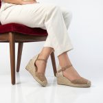 Bella Corda – Sandales compensées en Kaki – Image 2