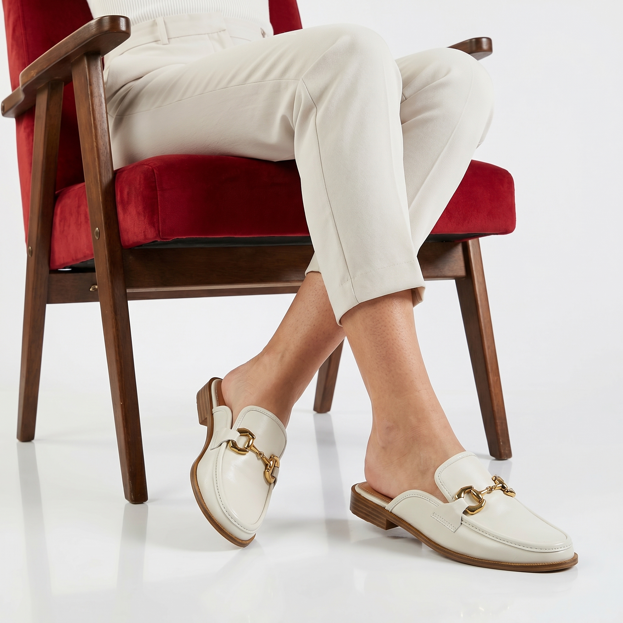 TE-1011-MABeige-37-2 Malika – Mules Femmes en Blanc – Image 1