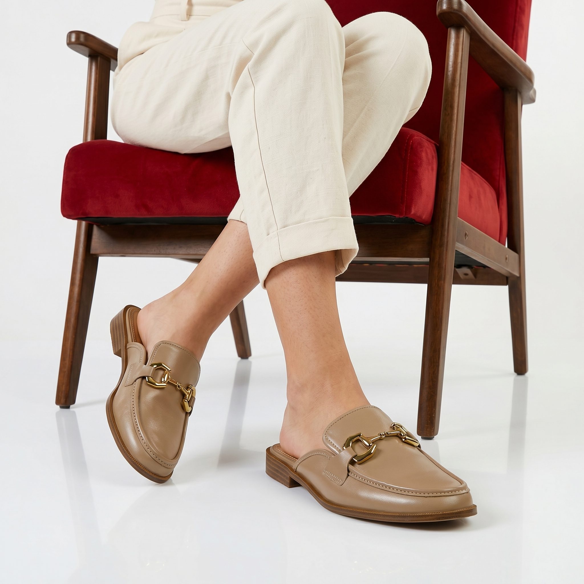 TE-1011-MABeige-37-77 Malika – Mules Femmes en Beige – Image 1