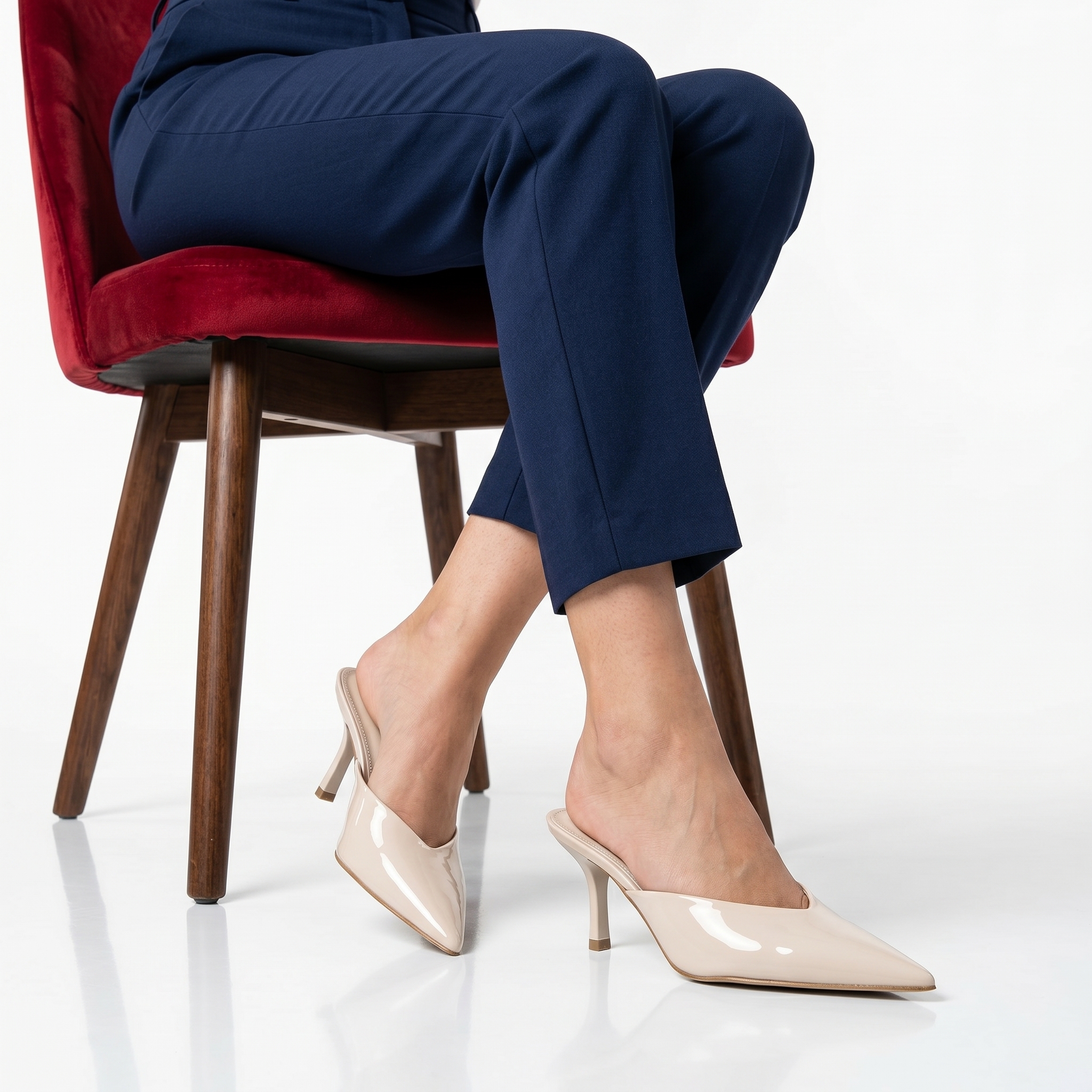 TE-211-MABeige-37_3 VETORIA - Escarpins Femmes en Beige – Image 1