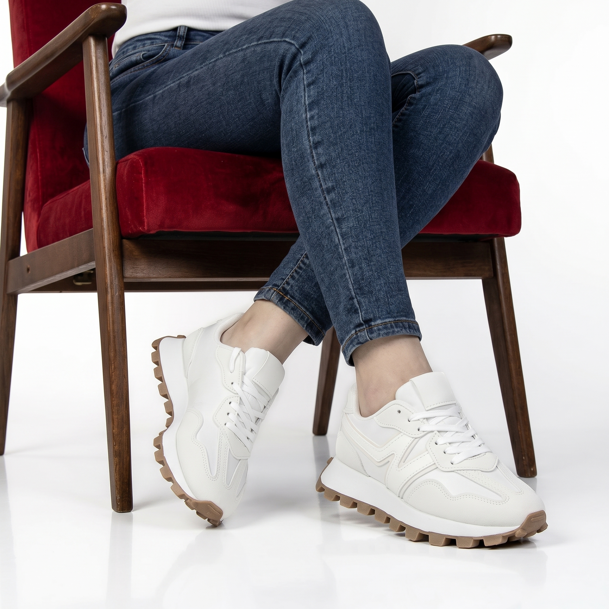 TE-231-TEBlanc-37_1 VANESSA – Baskets femmes en Blanc – Image 1