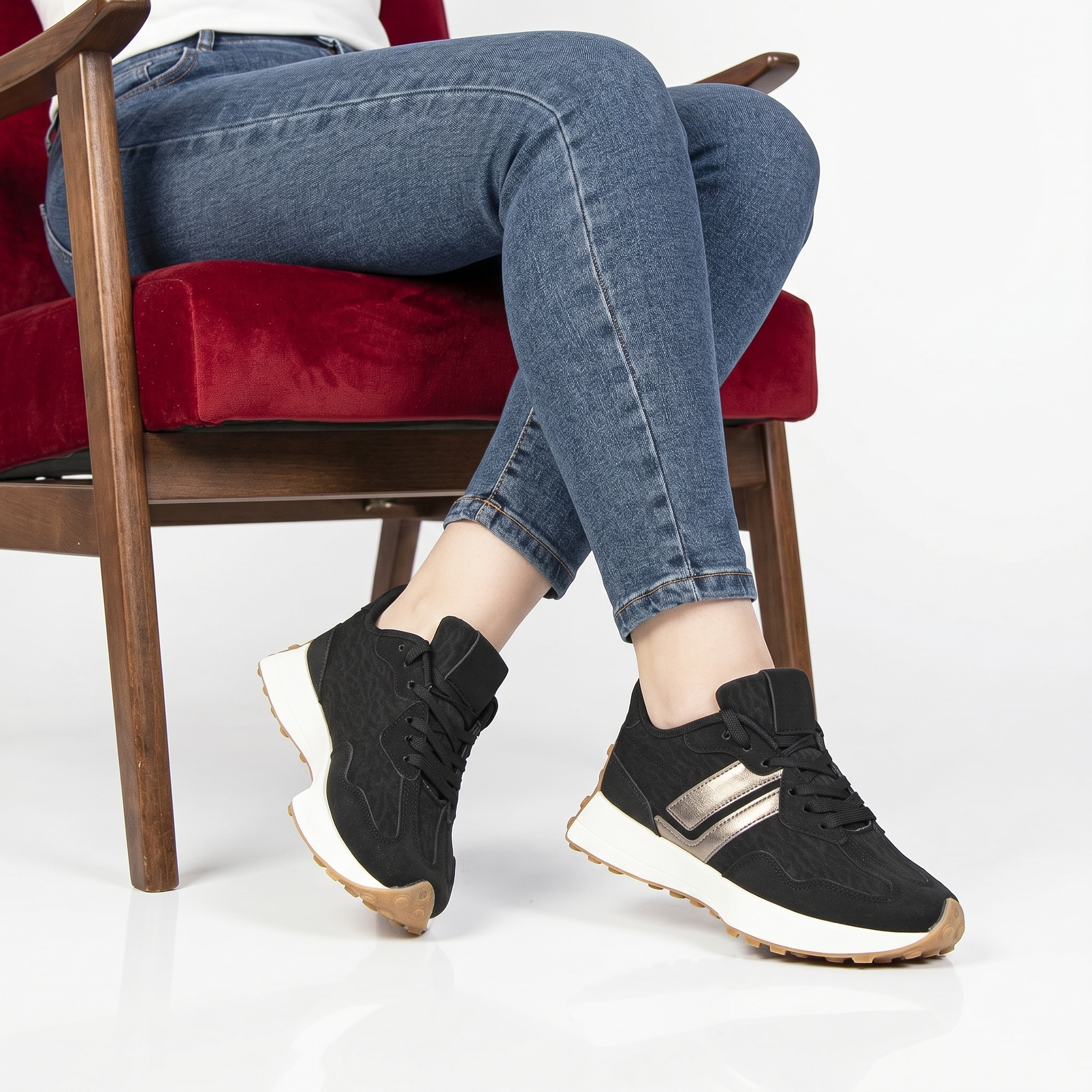 TE-723-TENoir-37_1 OZEL – Baskets femmes en Noir – Image 1