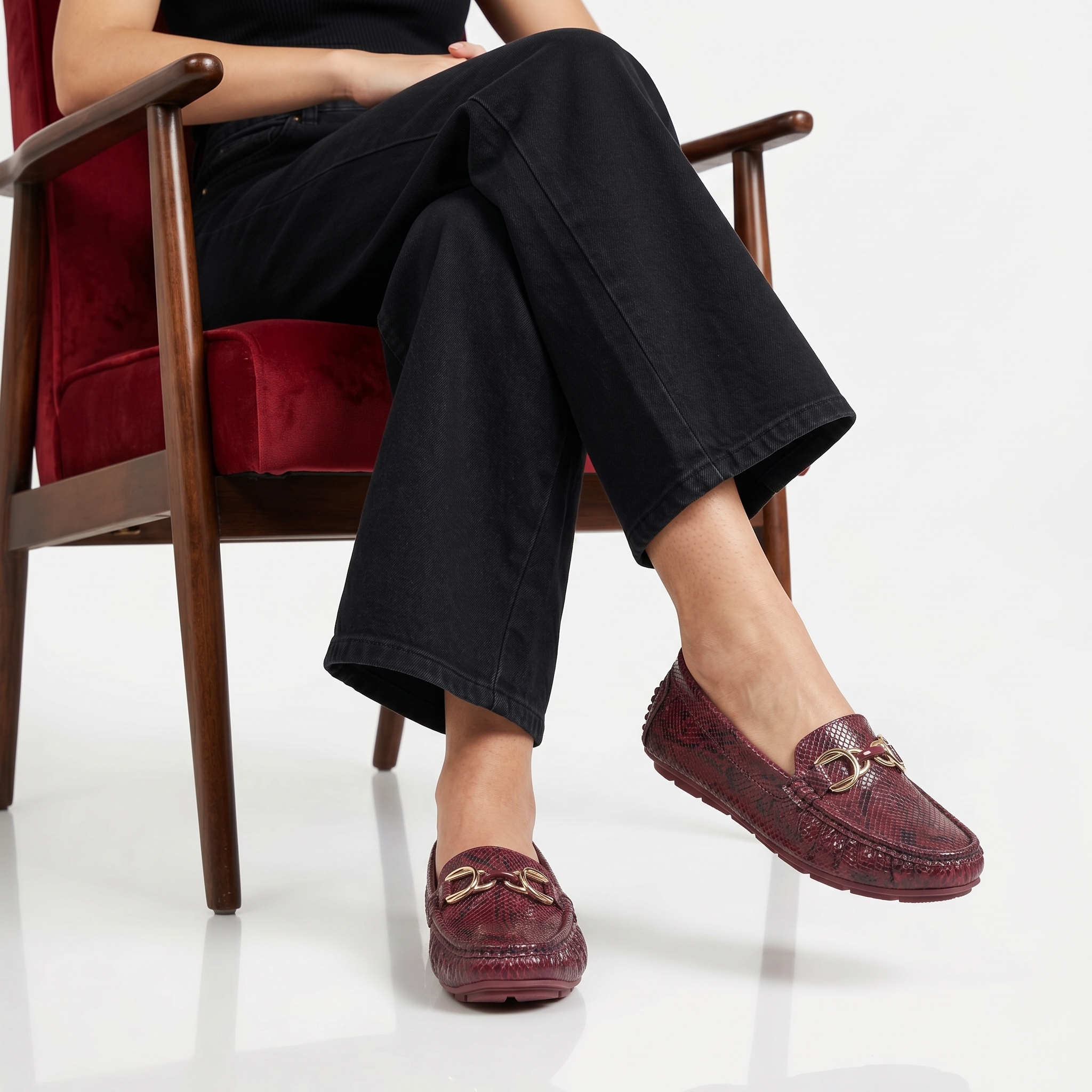 TT-1610-SERouge-38-2 Savana – Mocassins Femmes en Rouge – Image 1