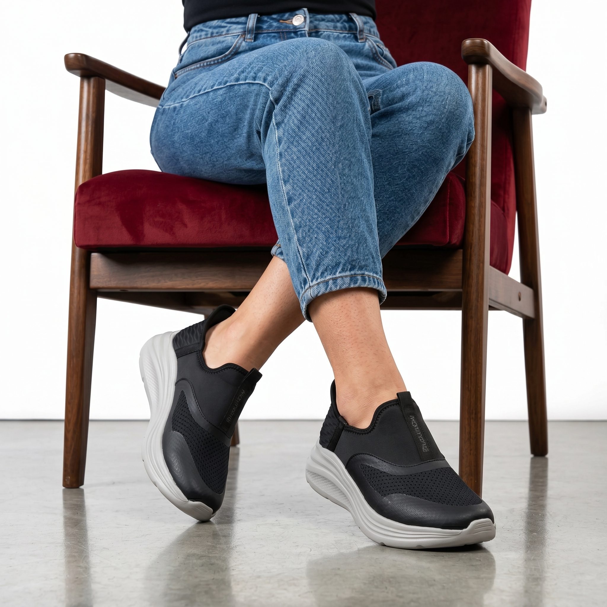 TT-282-TENoir-41-2 TINKER – Baskets confortables Hommes en Noir – Image 1