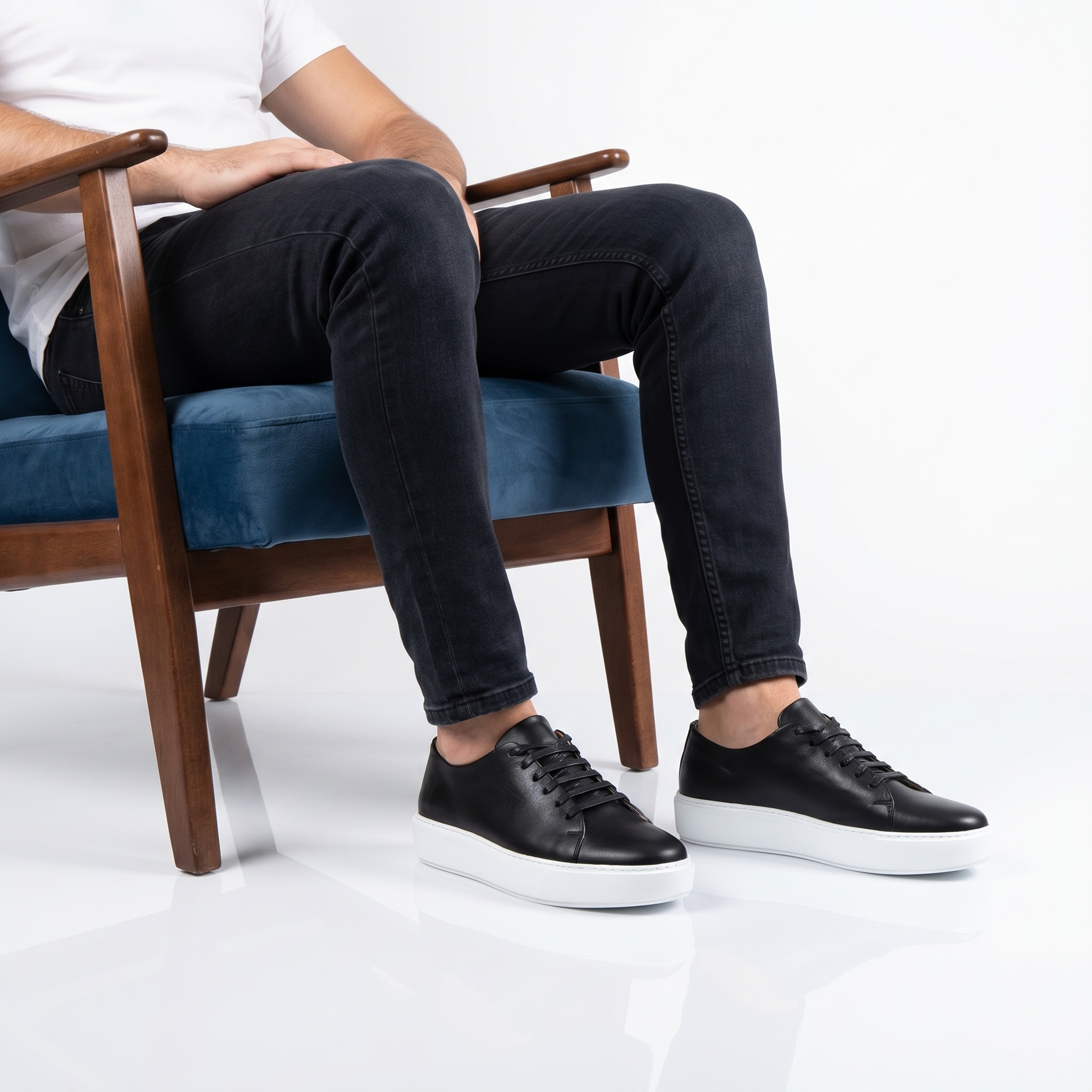 YO-019-CUIRNoir-43_2 Alvize - Baskets Hommes 100% Cuir en Noir semelle blanche – Image 1